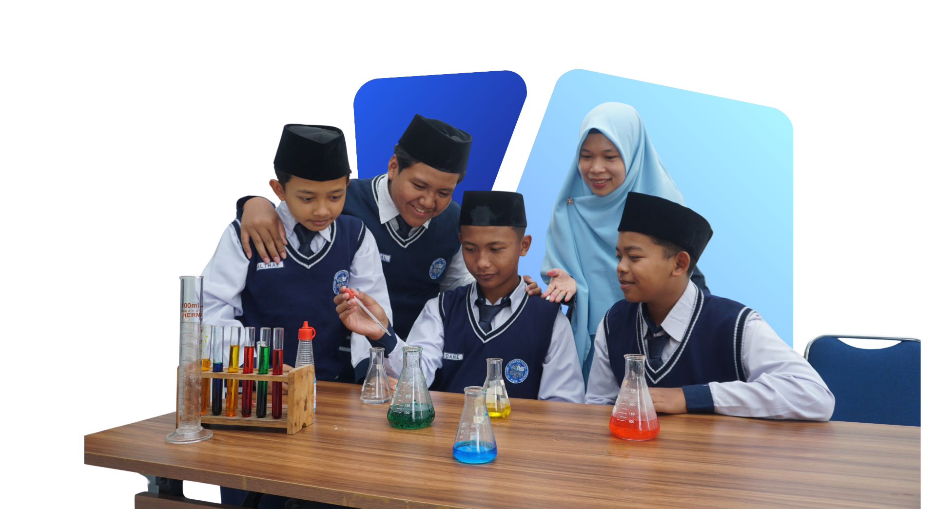 Siswa Secondary dari flyer admission